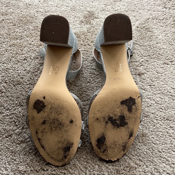 Nina NY Silver/Glittery Block Heels - Picture 2 of 5